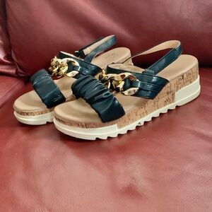 "YOKI" flatform sandal, chain, black, 8, EUC